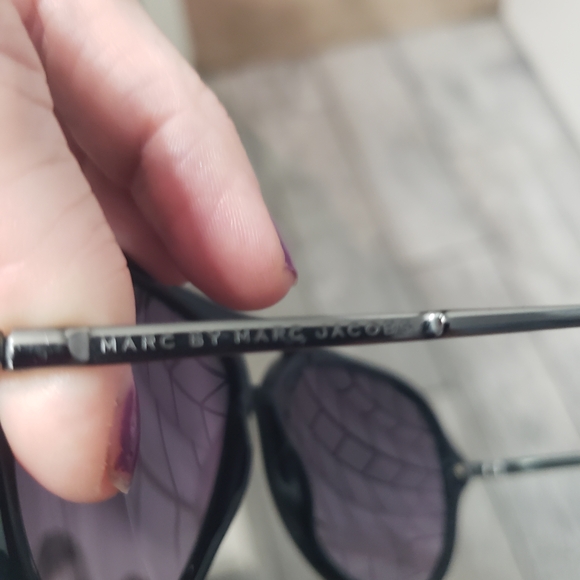 Marc By Marc Jacobs Black and Purple Sunglasses - Picture 3 of 4